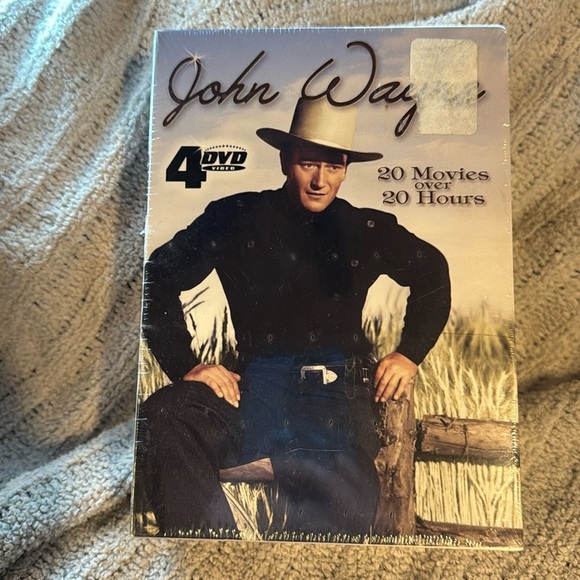 John Wayne 4 DVD Set 20 Movies over 20 Hours!  See Pics for Titles- Rare Find! - Picture 1 of 12